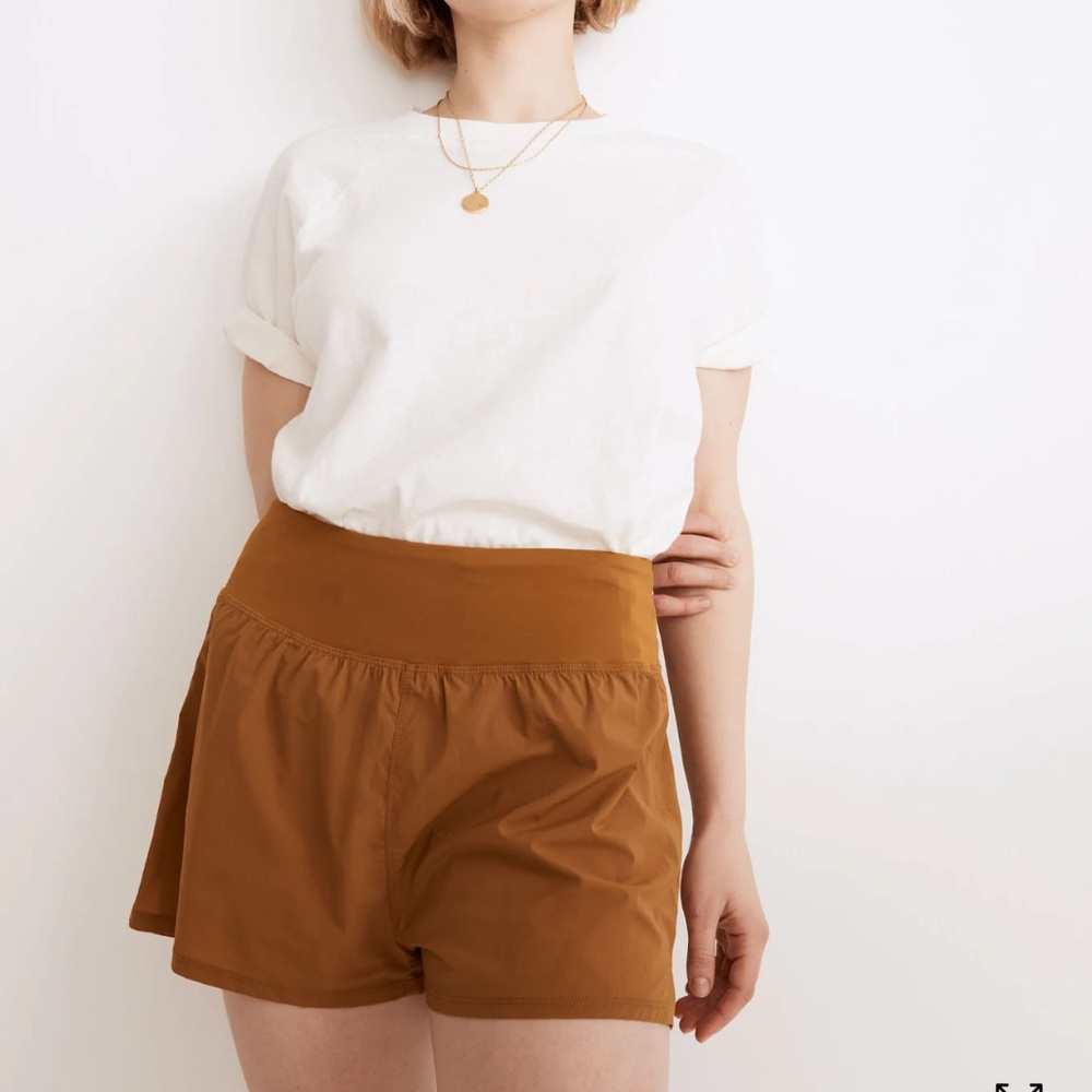 Madewell MWL Running Shorts in‎ Antique Gold Size XS